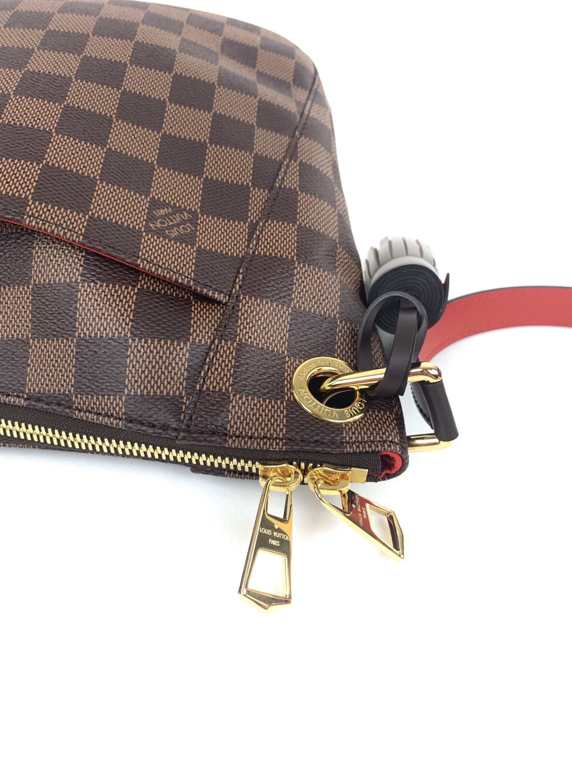 Louis Vuitton South Bank Besace Bag Damier at 1stDibs  lv south bank,  damier ebene south bank besace, lv besace
