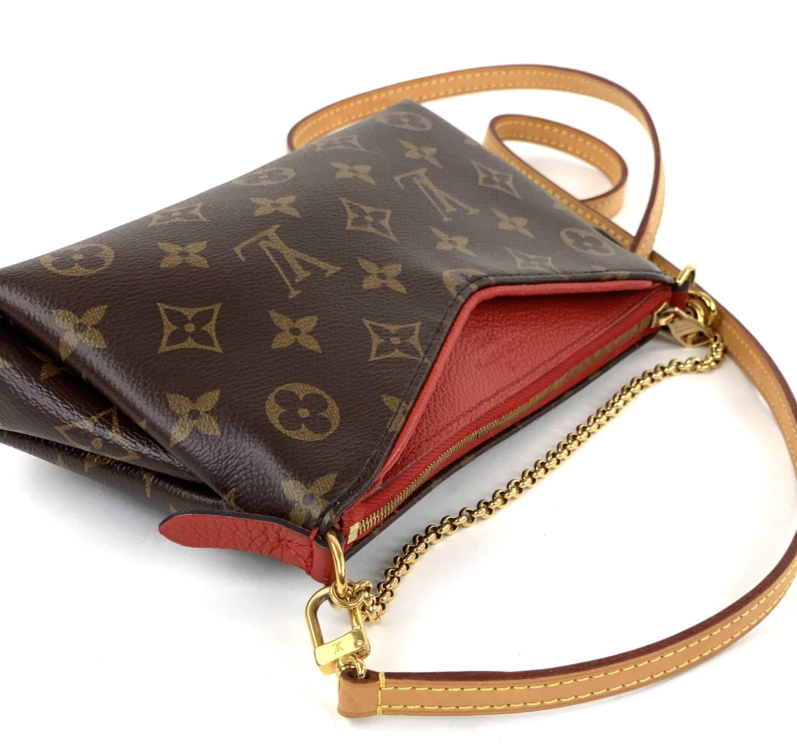 Louis vuitton pallas clutch sales red