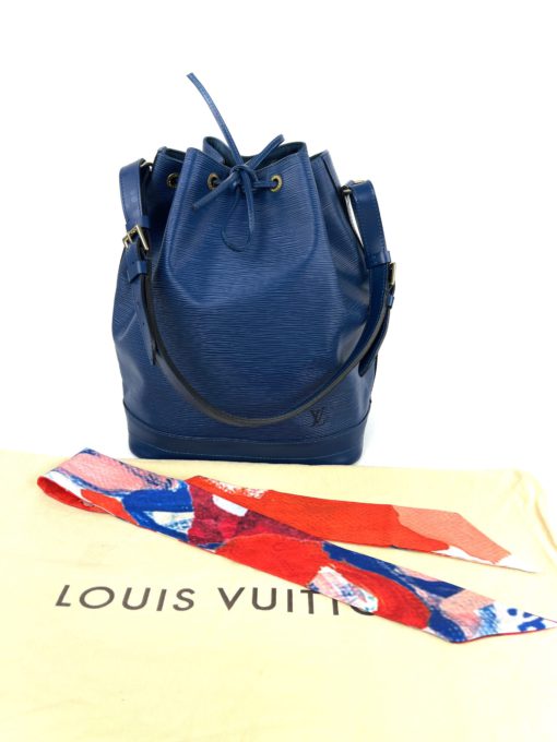Louis Vuitton Blue Epi Noe GM