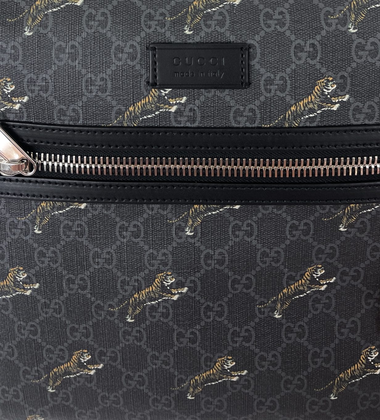 gucci tiger camera bag