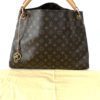 Louis Vuitton Monogram Artsy MM Hobo 2