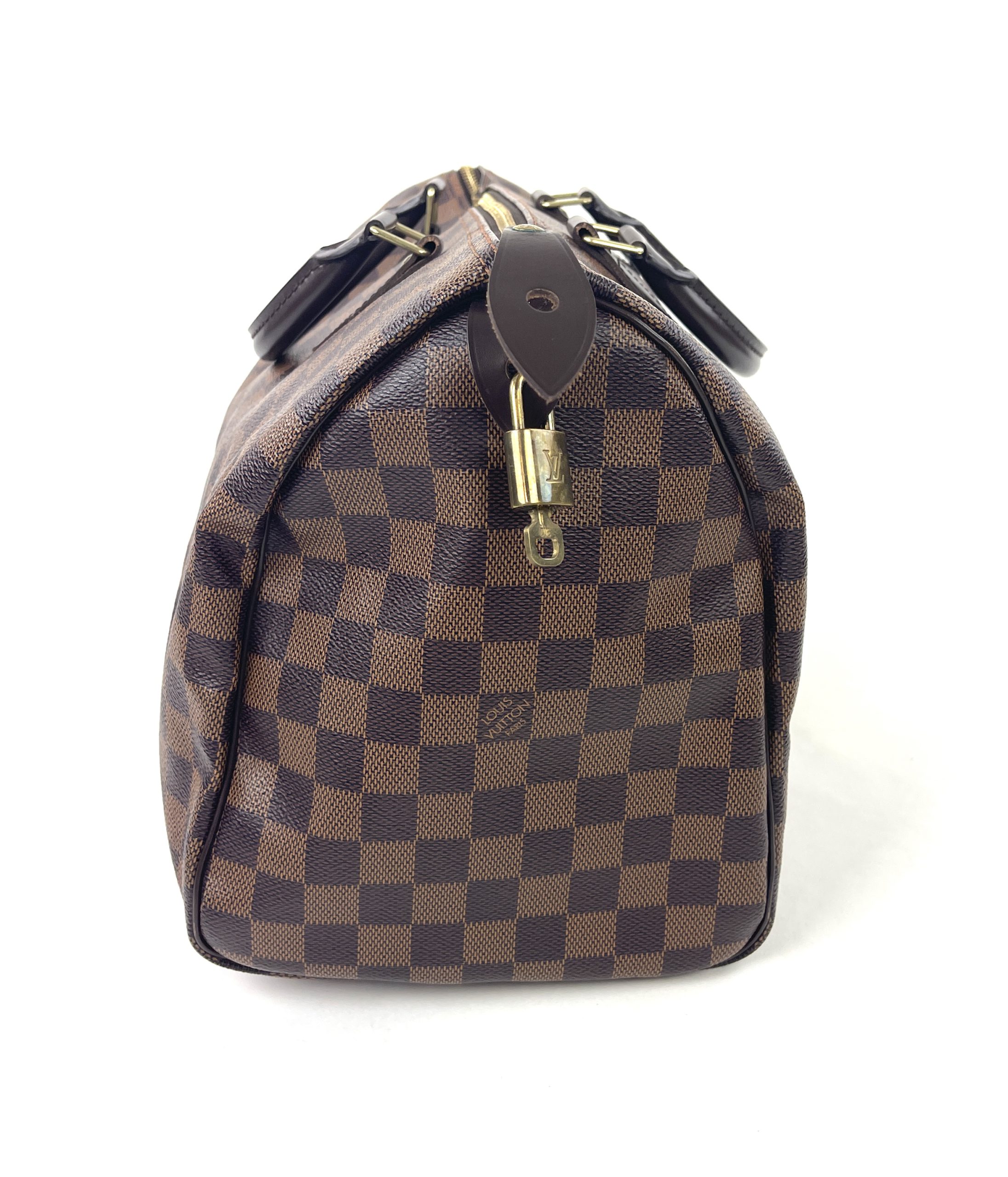 Your daily dose of elegance: the Louis Vuitton Damier Ebene Speedy