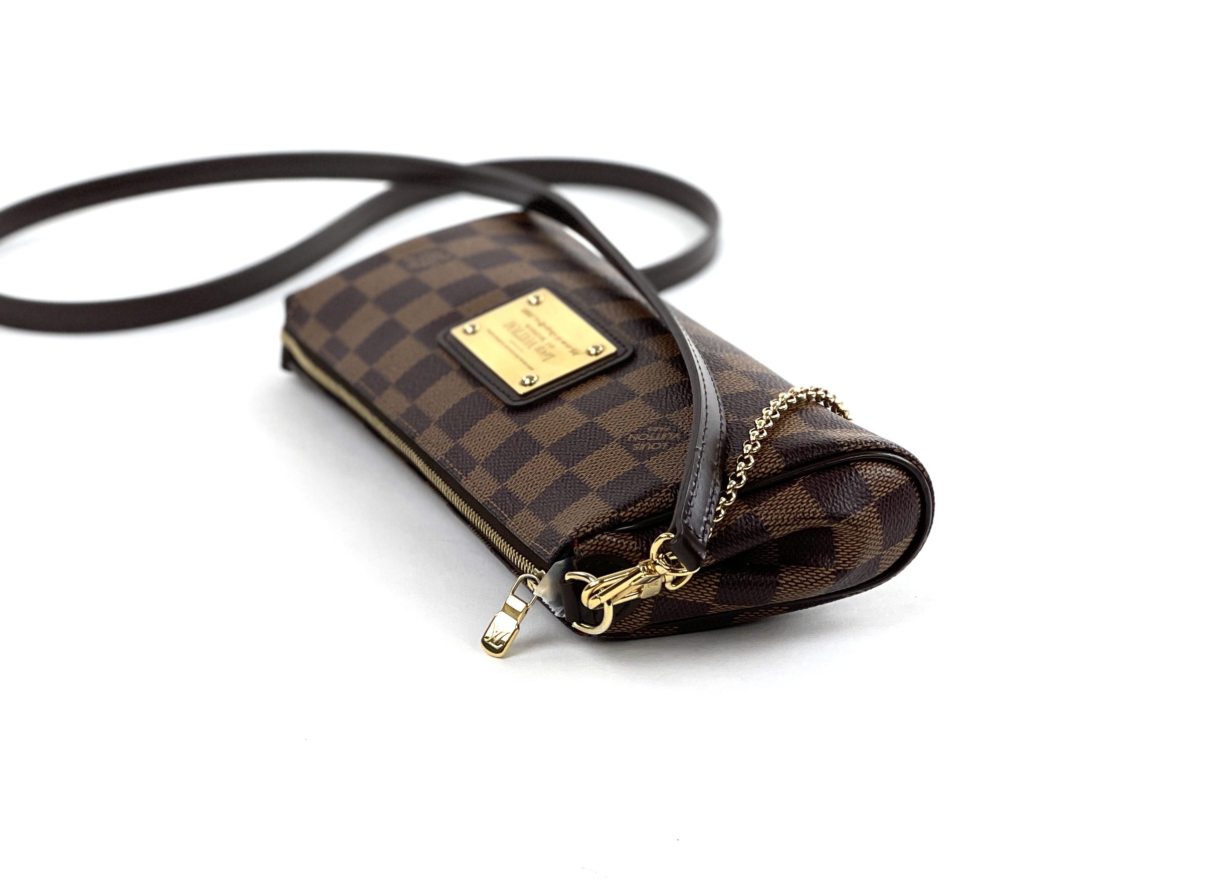 Louis Vuitton Eva Clutch in Damier Ebene Canvas❤, Gallery posted by Lexie