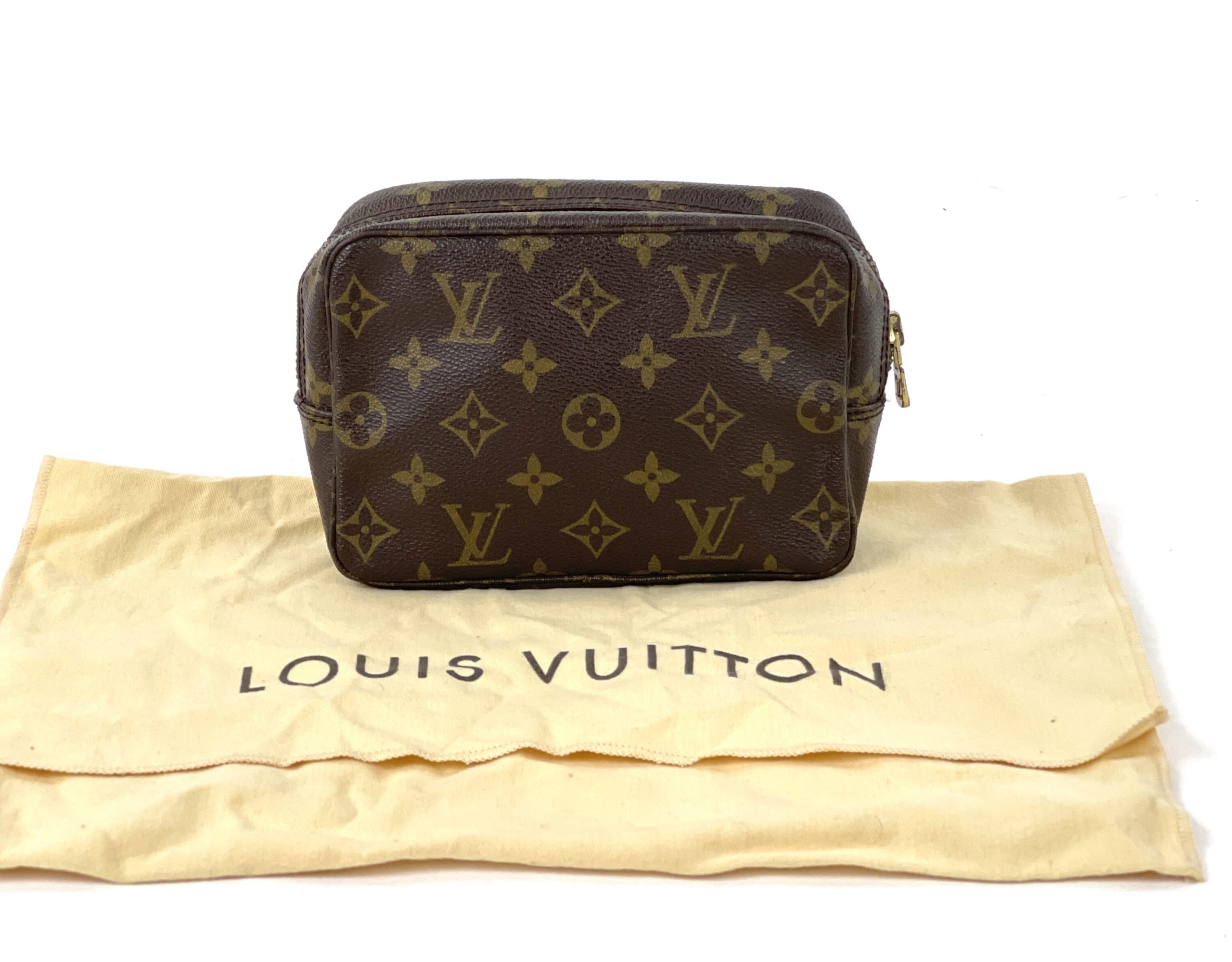 LOUIS VUITTON Monogram King Size Toiletry Bag 1243118