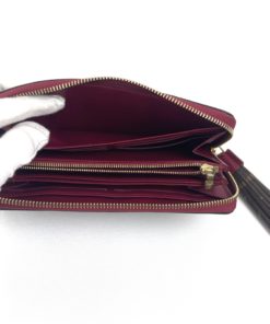 Louis Vuitton Zippy Wallet Inside View