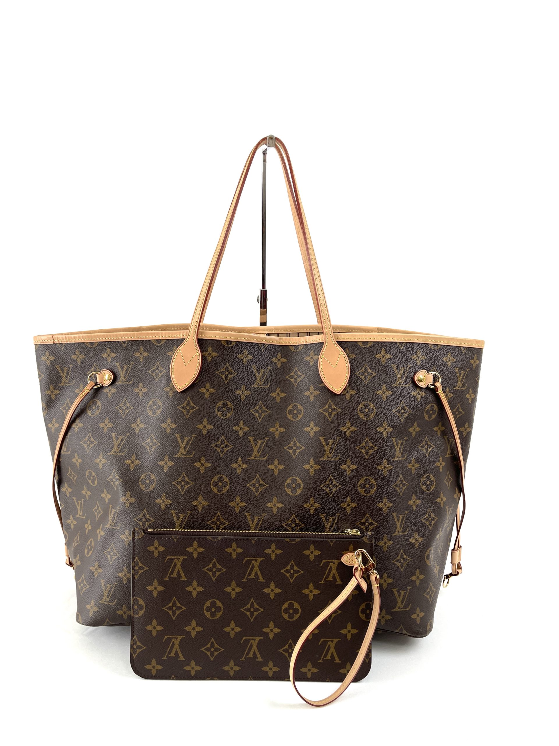 Luxury Reborn Bags - 𝓮𝓼𝓬𝓪𝓹𝓮 the ᴏʀᴅɪɴᴀʀʏ ✨ feat: ready to purchase,  LV Neverfull MM in brown monogram canvas with LRB embellishments that  incl