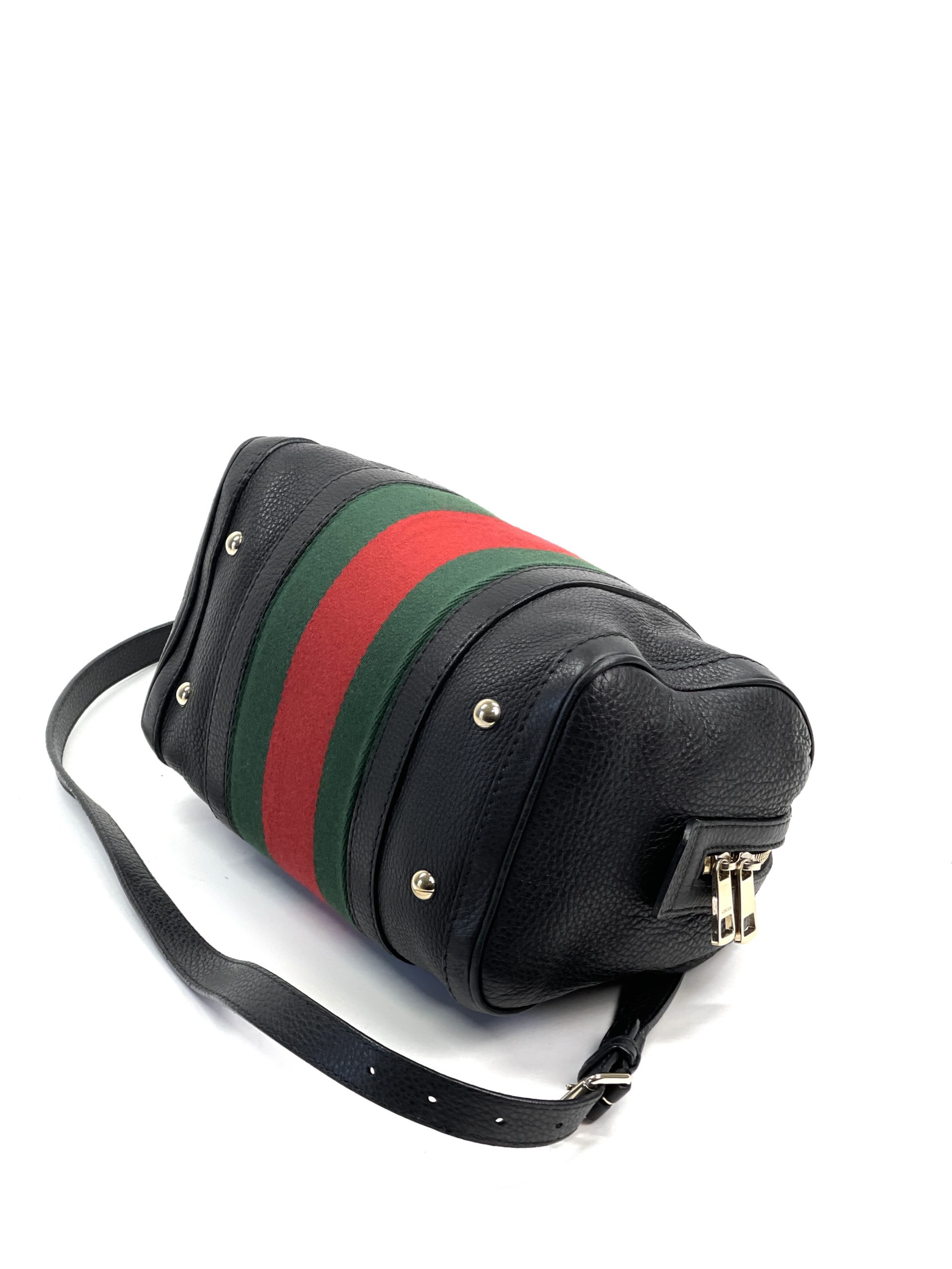 GUCCI LARGE BLACK LEATHER BOSTON BAG Price: R10 500 Click on the photo to  shop*