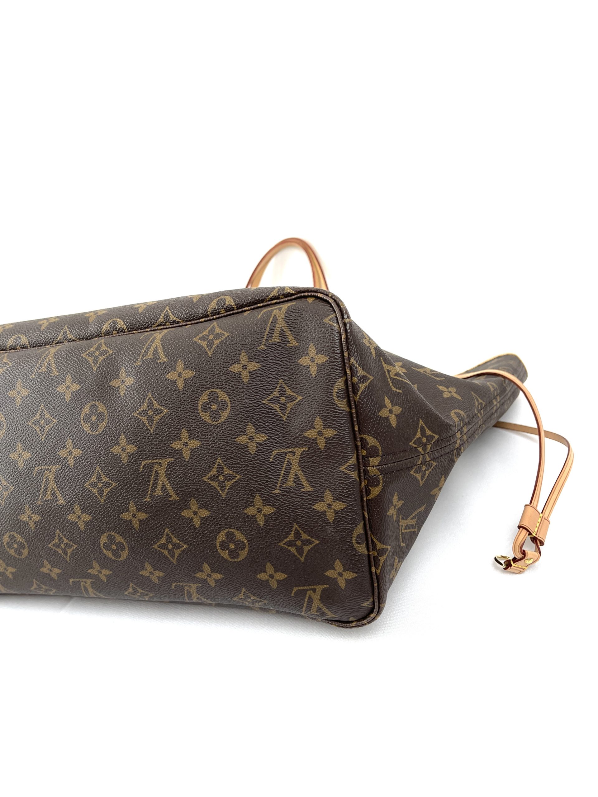 Louis Vuitton Neverfull MM/GM Pink Interior Wristlet – AE Deluxe LLC®