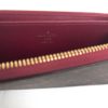 Louis Vuitton Zippy Wallet Pompon Pivone 18