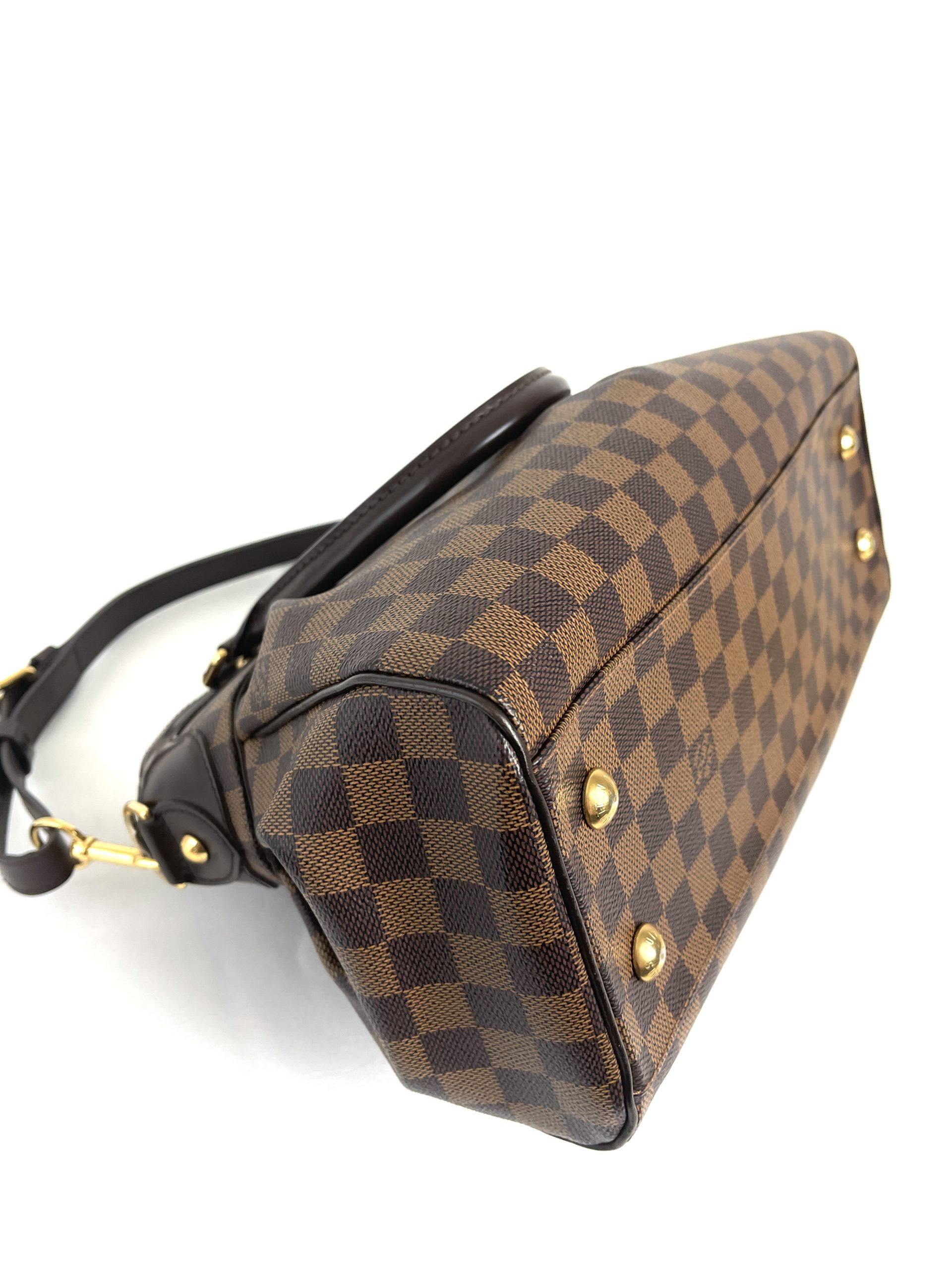 LOUIS VUITTON Trevi PM in Damier - More Than You Can Imagine