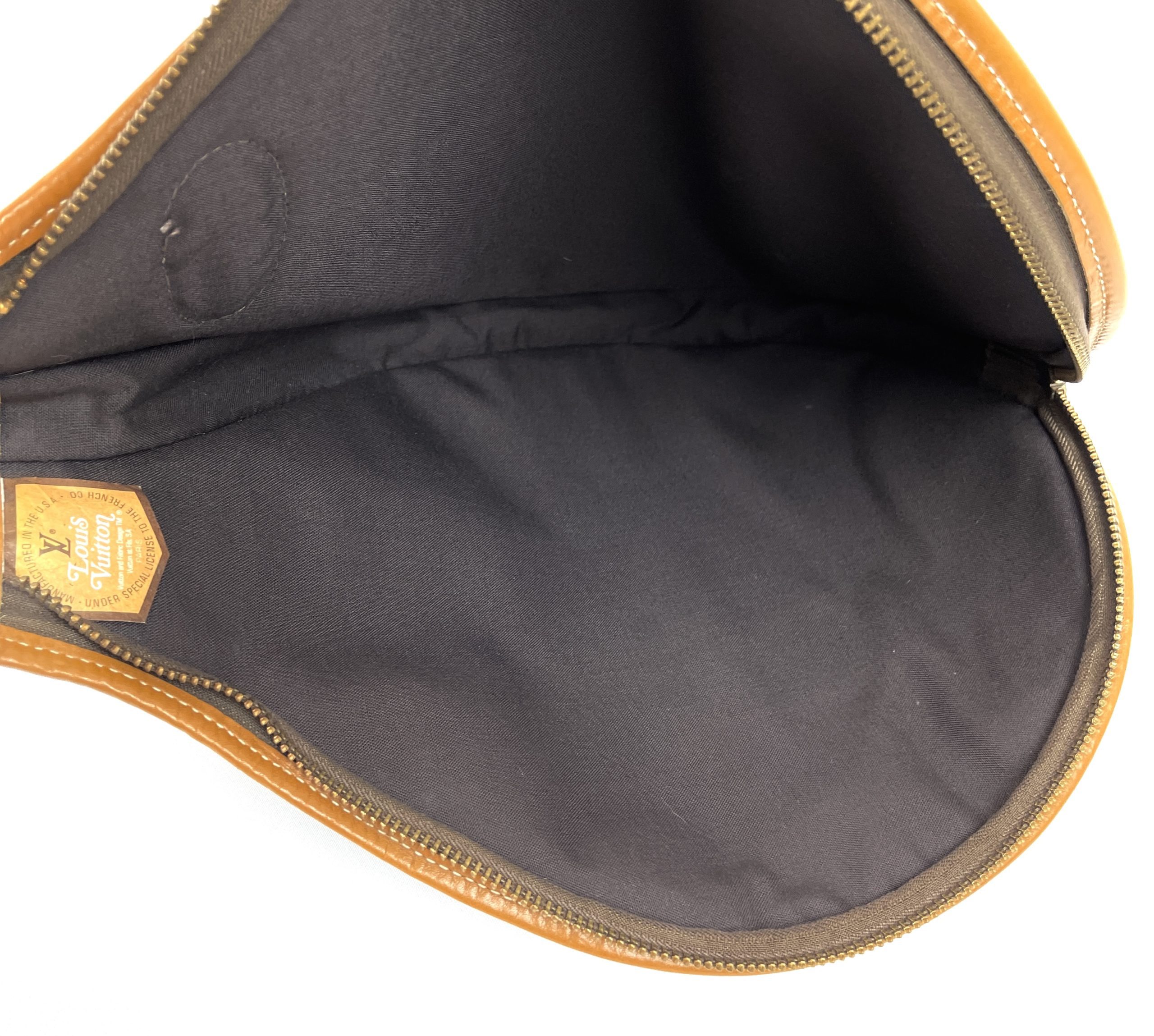 Vintage Louis Vuitton tennis case - Pinth Vintage Luggage
