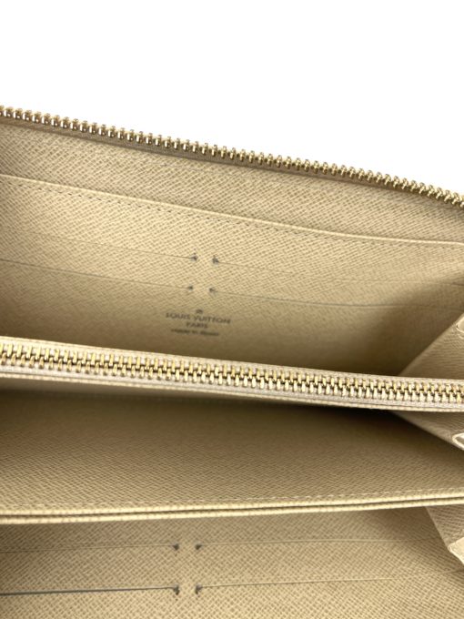 Louis Vuitton Azur Zippy Wallet 32