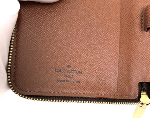 Louis Vuitton Zipped Passport Holder Wallet 11