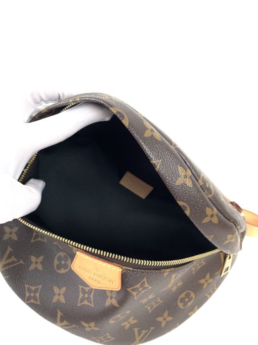 Louis Vuitton Monogram World Tour Bum Bag 8