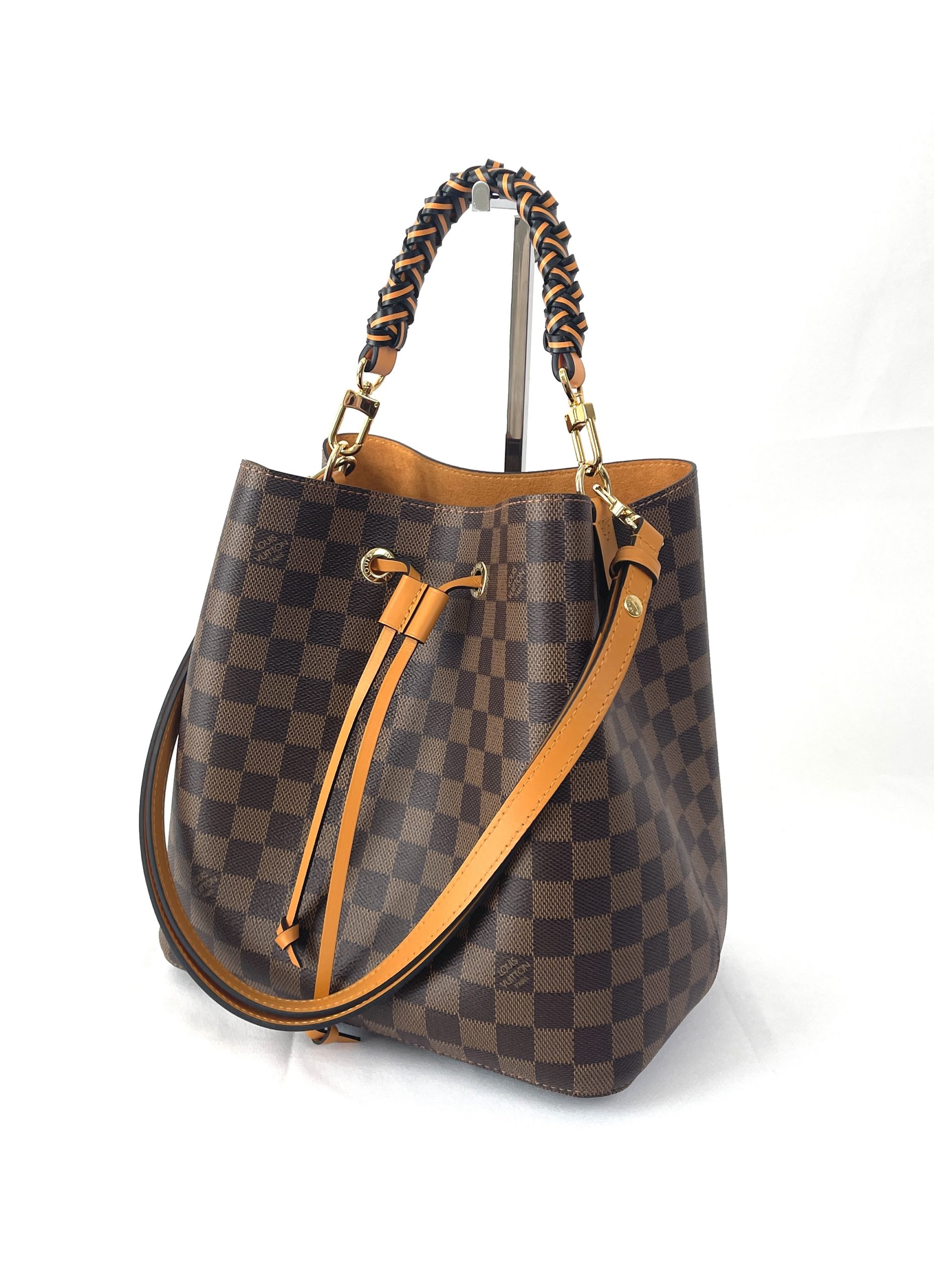 Louis Vuitton Neo Noe BB Indigo Safran, Women's Fashion, Bags & Wallets,  Shoulder Bags on Carousell