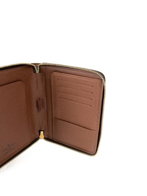 Louis Vuitton Zipped Passport Holder Wallet 9
