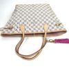 Louis Vuitton Neverfull MM Azur with Rose Ballerine Interior 14