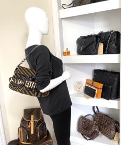 Fendi Borsa Stripe Print Pony Hair Black Patent Leather Shoulder Bag w mannequin