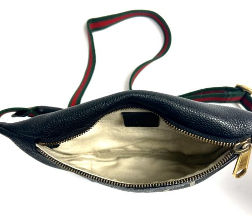 GUCCI Grained Calfskin Small Logo Belt Bag Black  4