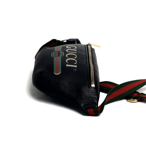 GUCCI Grained Calfskin Small Logo Belt Bag Black 
