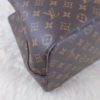 Louis Vuitton Monogram Neo Noe Saffron 13