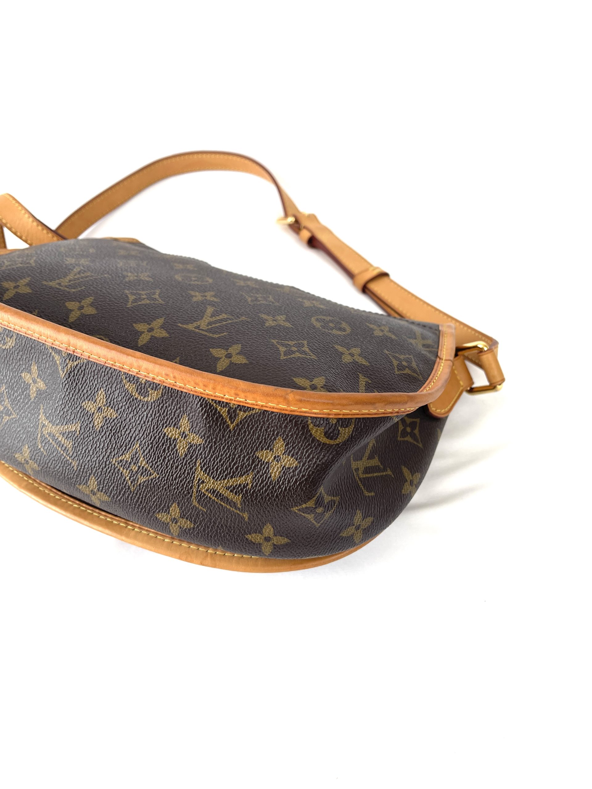 Louis Vuitton Monogram Menilmontant PM Crossbody Messenger Bag 862535