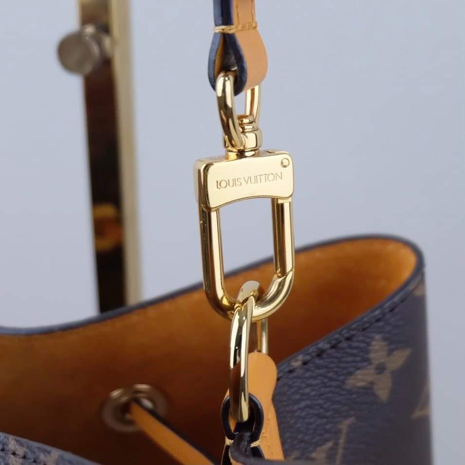 Louis Vuitton Neonoe with Bandouliere strap 