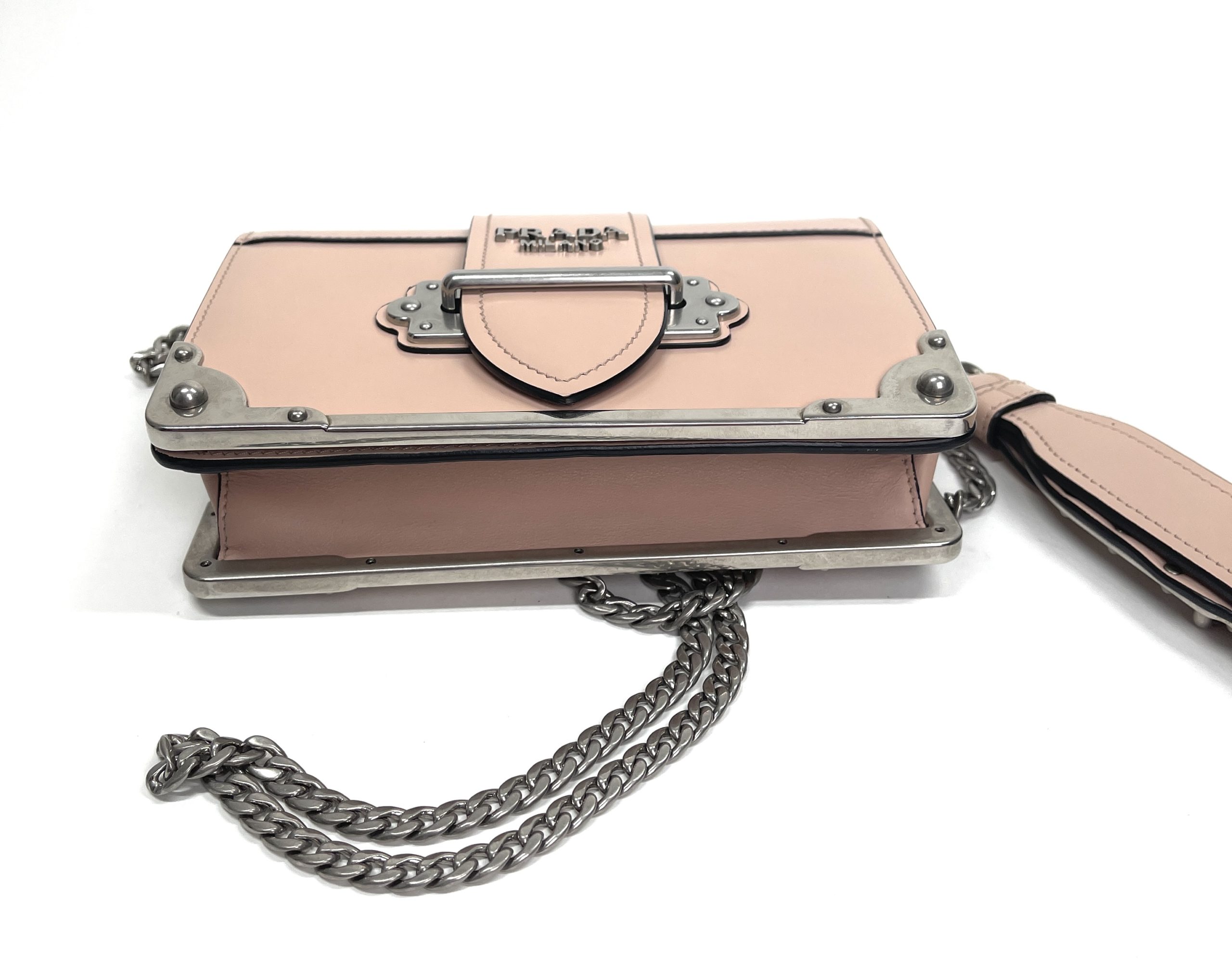 Cahier leather handbag Prada Pink in Leather - 28724715