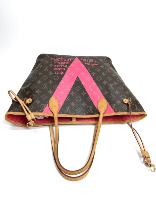 Louis Vuitton Neverfull MM Grenade V Tote 28