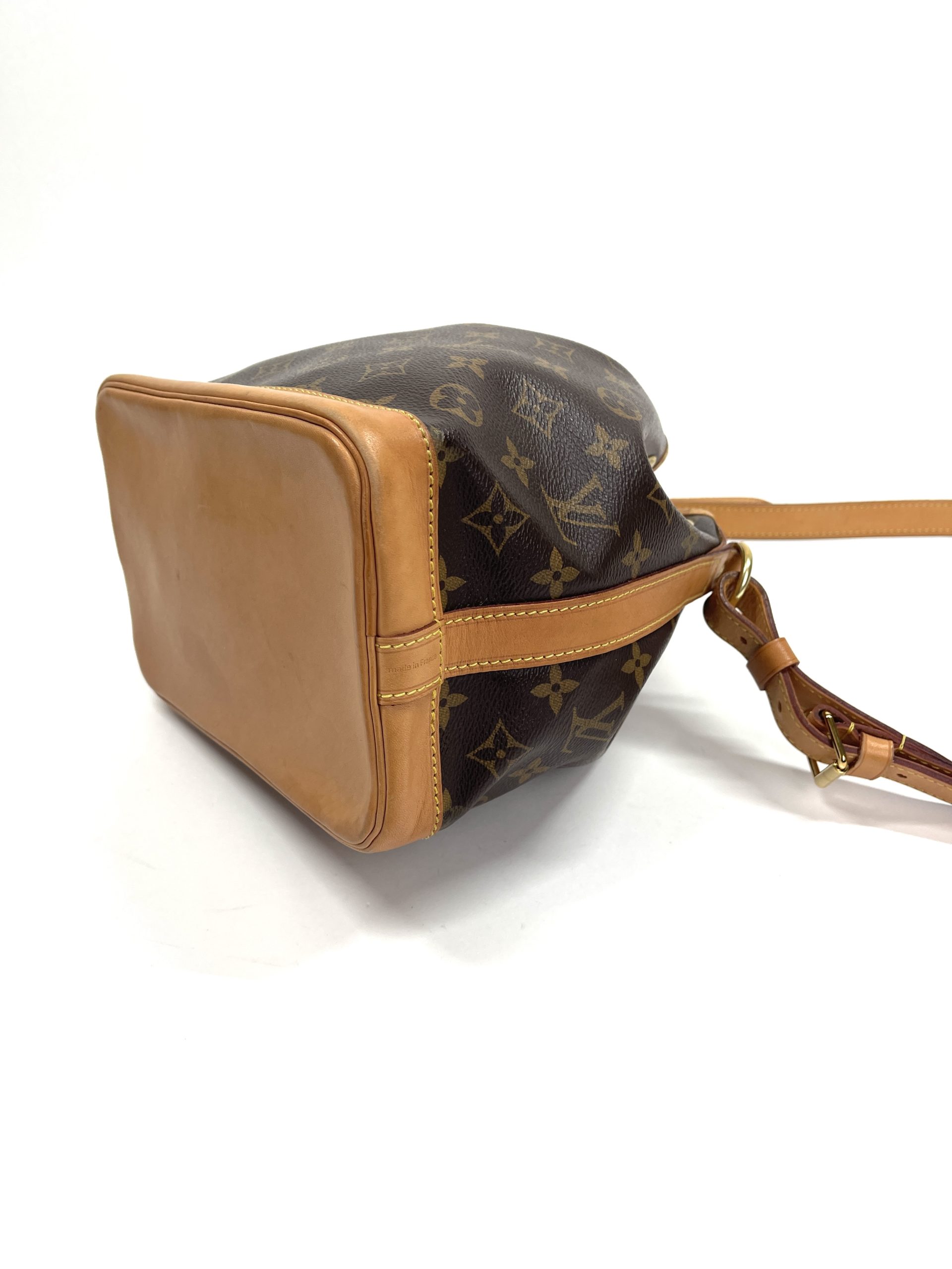 Louis Vuitton Epi Noe BB Crossbody Bag M40845 – Timeless Vintage Company