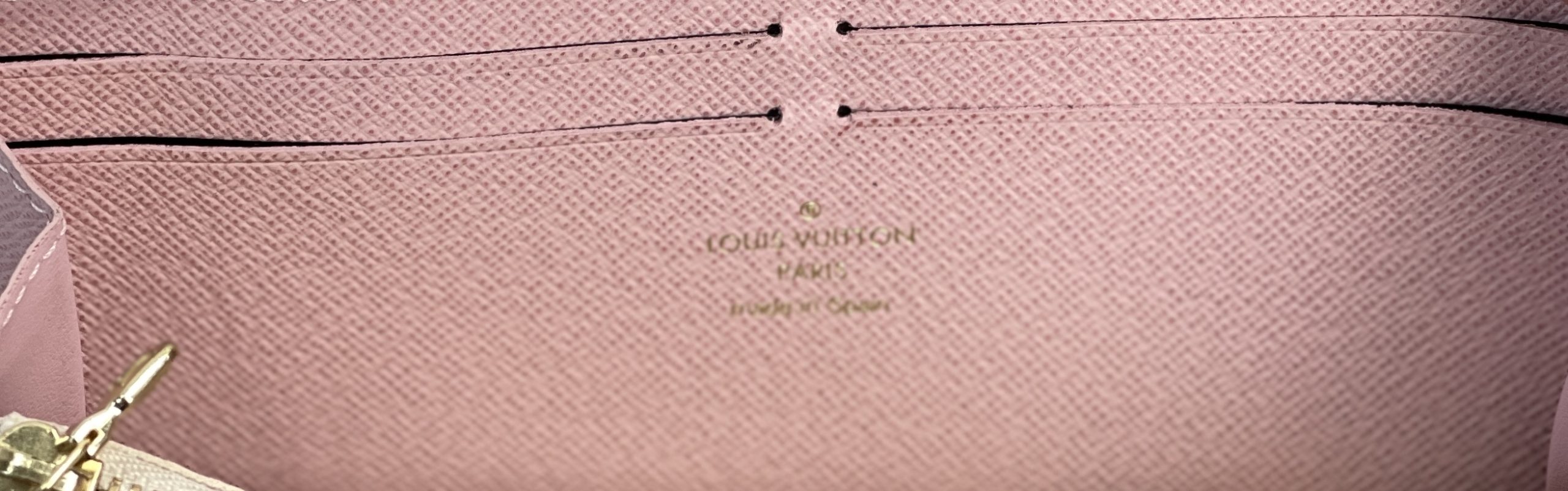 Louis Vuitton Damier Azur Tahitienne Rose Clemence Zippy Wallet - Yoogi's  Closet