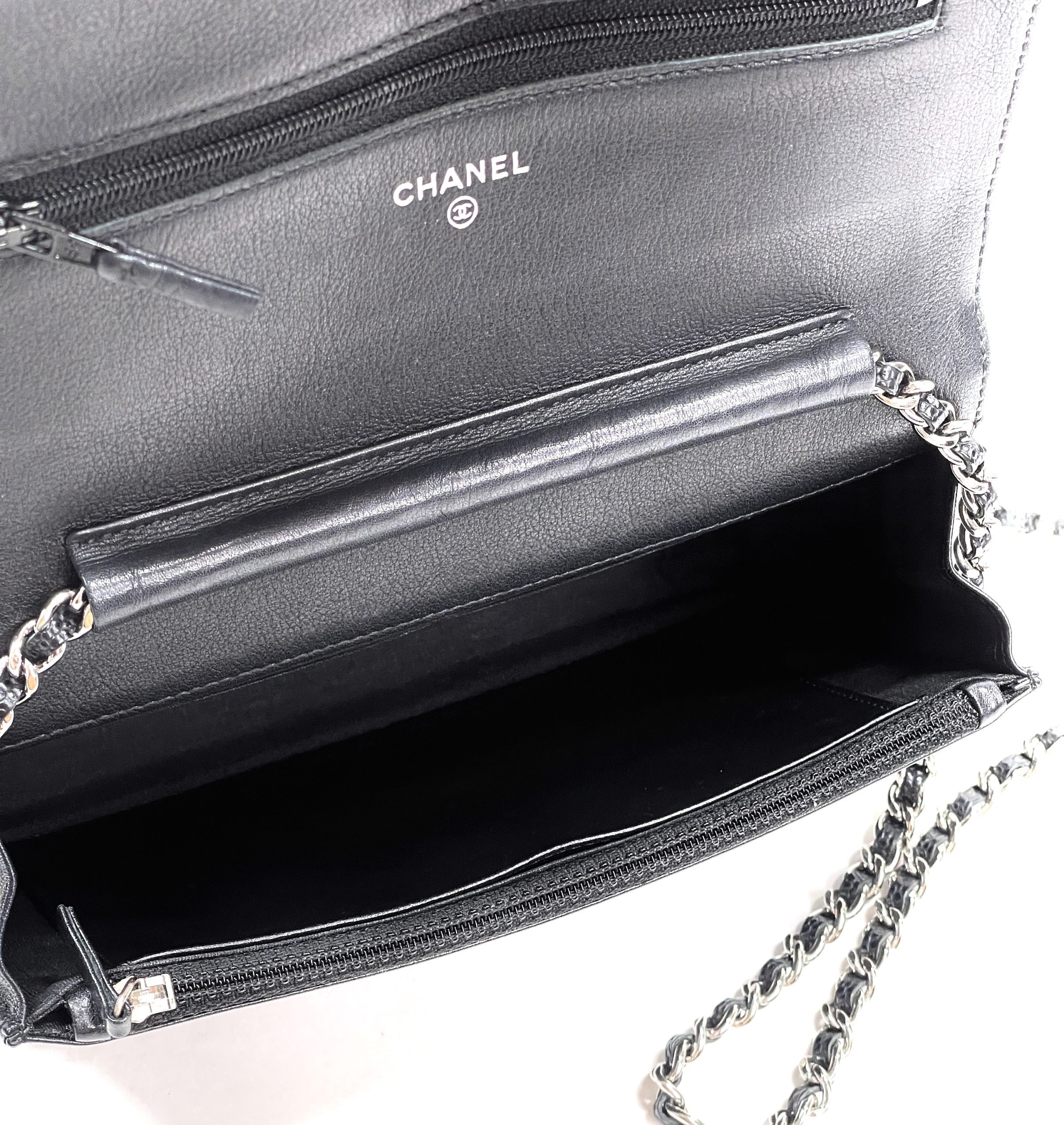 CHANEL, Accessories, Chanel Key Holder In Black Caviar Leather And Silver  Hardware