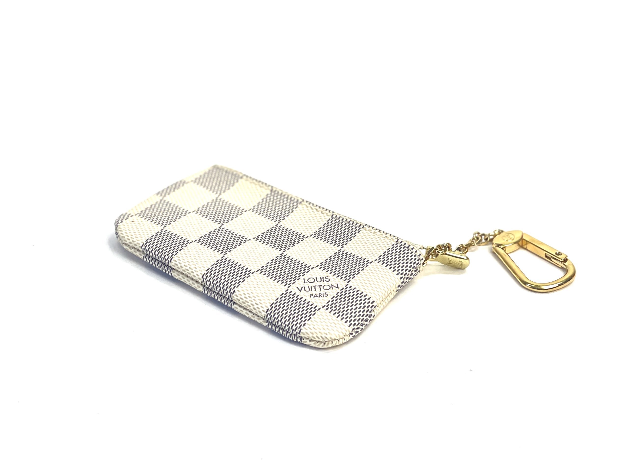 white checkered louis vuitton key pouch
