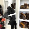 Gucci Black Pebbled Calfskin Leather Medium Soho Chain Tote 5