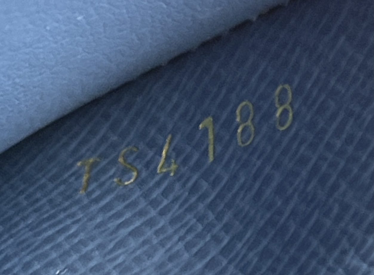 Zoé leather wallet Louis Vuitton Multicolour in Leather - 27542939