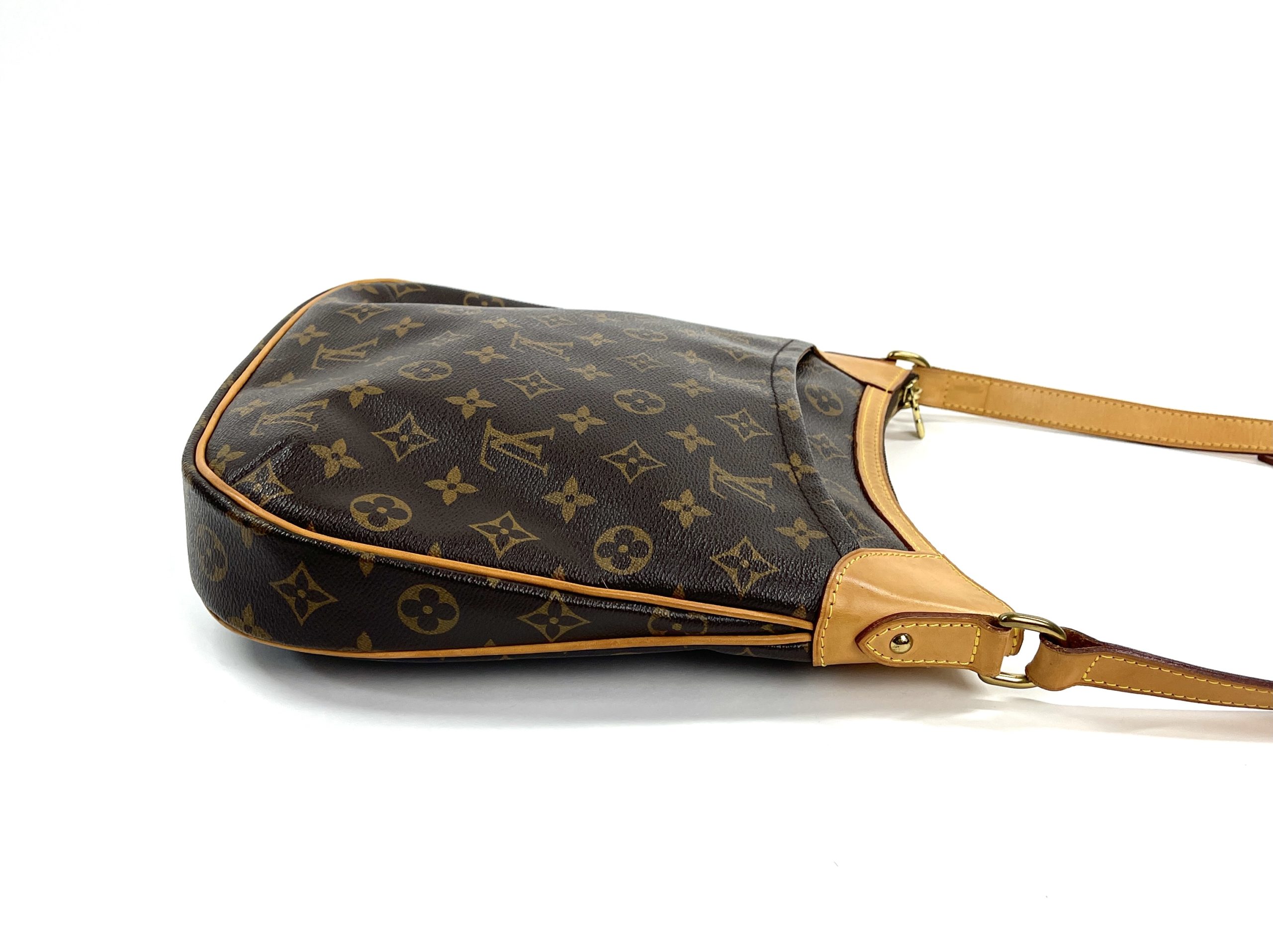 Louis Vuitton Crossbody  Louis vuitton handbags crossbody, Vintage louis  vuitton handbags, Louis vuitton crossbody