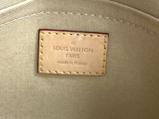 Louis Vuitton Damier Azur Favorite MM Crossbody