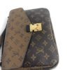 Louis Vuitton Pochette Metis Reverse Monogram Crossbody 21