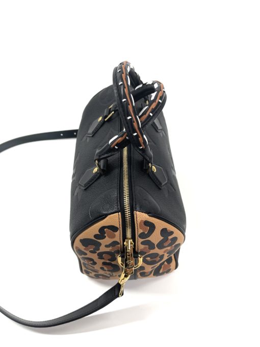 Louis Vuitton Limited Edition Wild At Heart Black Speedy 25 Bandouliere 12