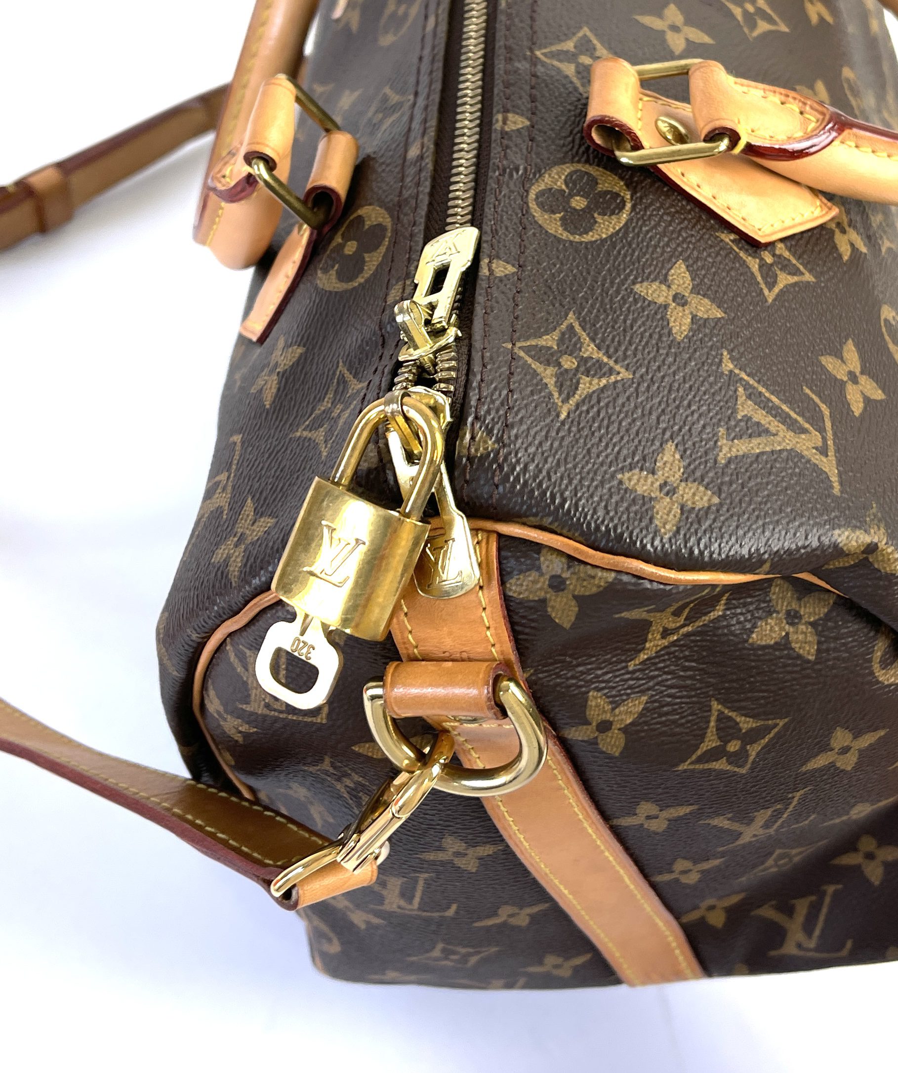 Used Louis Vuitton speedy bandouliere 30 handbag / LARGE - LEATHER