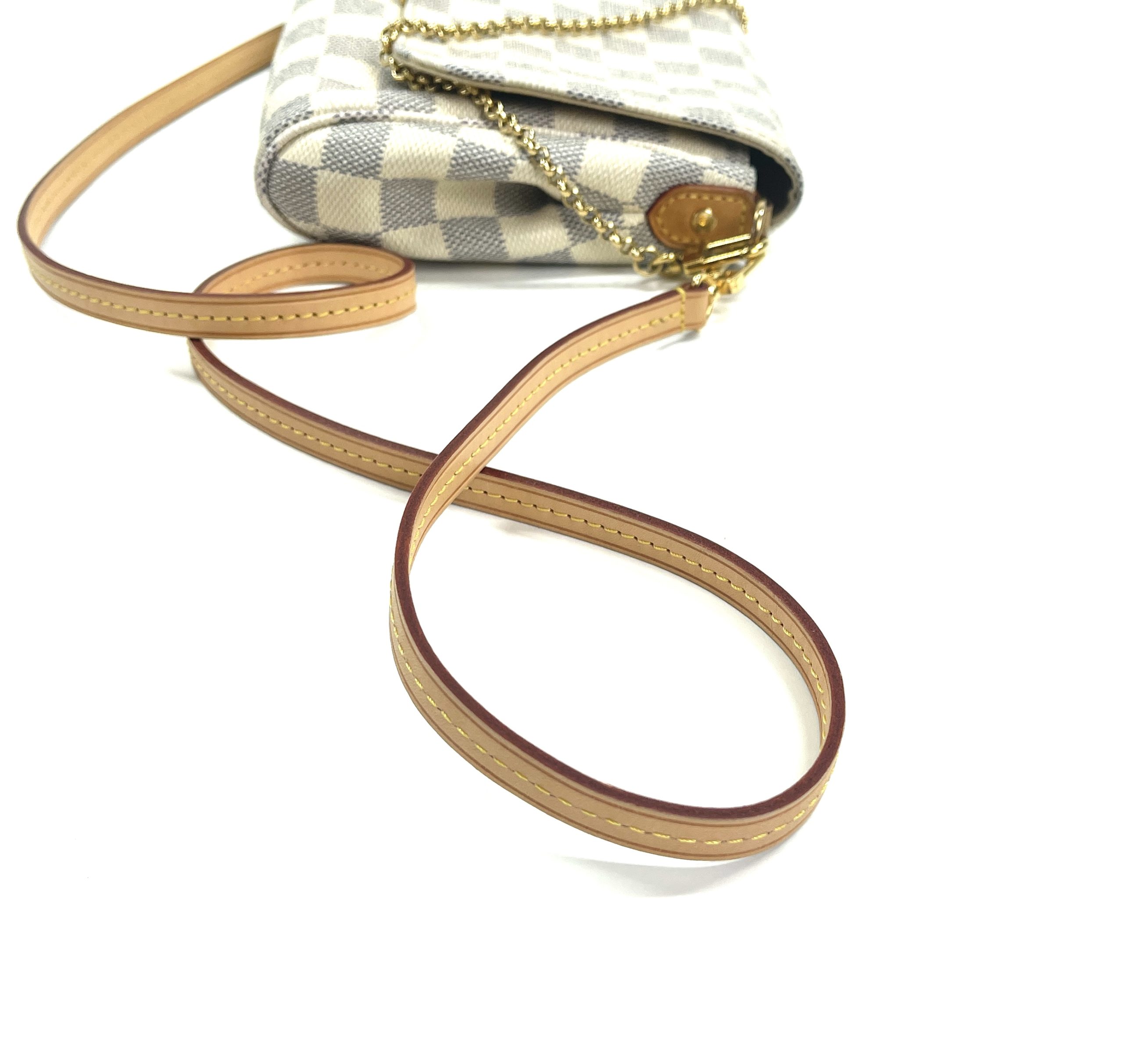 Louis Vuitton Damier Azur Favorite MM Shoulder Bag (SHF-21615