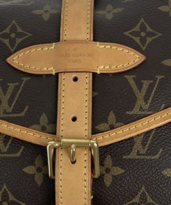 Louis Vuitton Monogram Saumur 30 Messenger strap