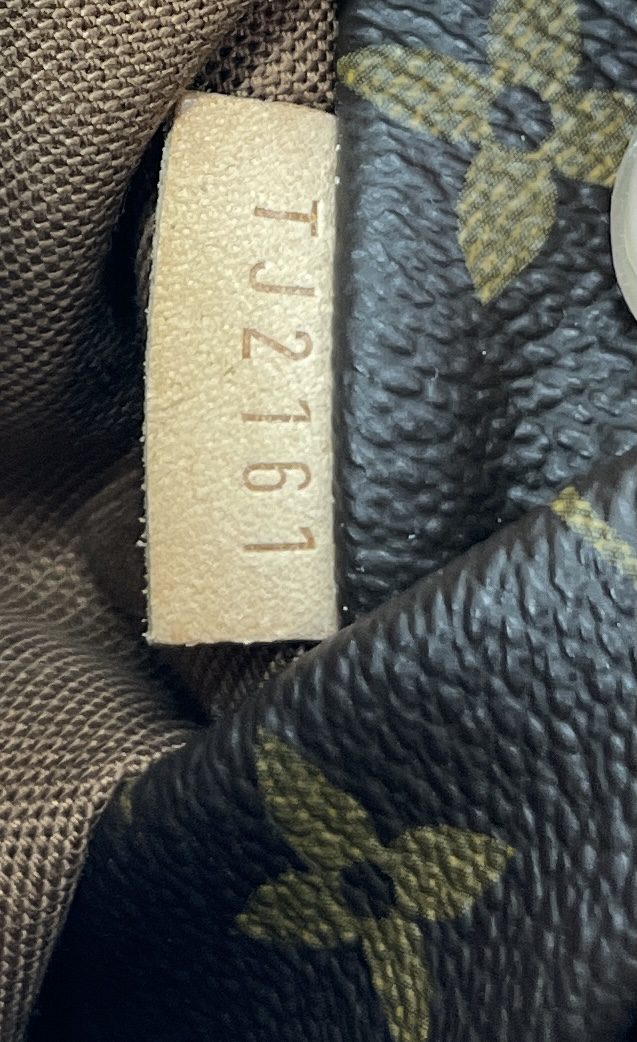 Louis Vuitton Monogram Totally MM Zip Tote Bag 17lk510s – Bagriculture