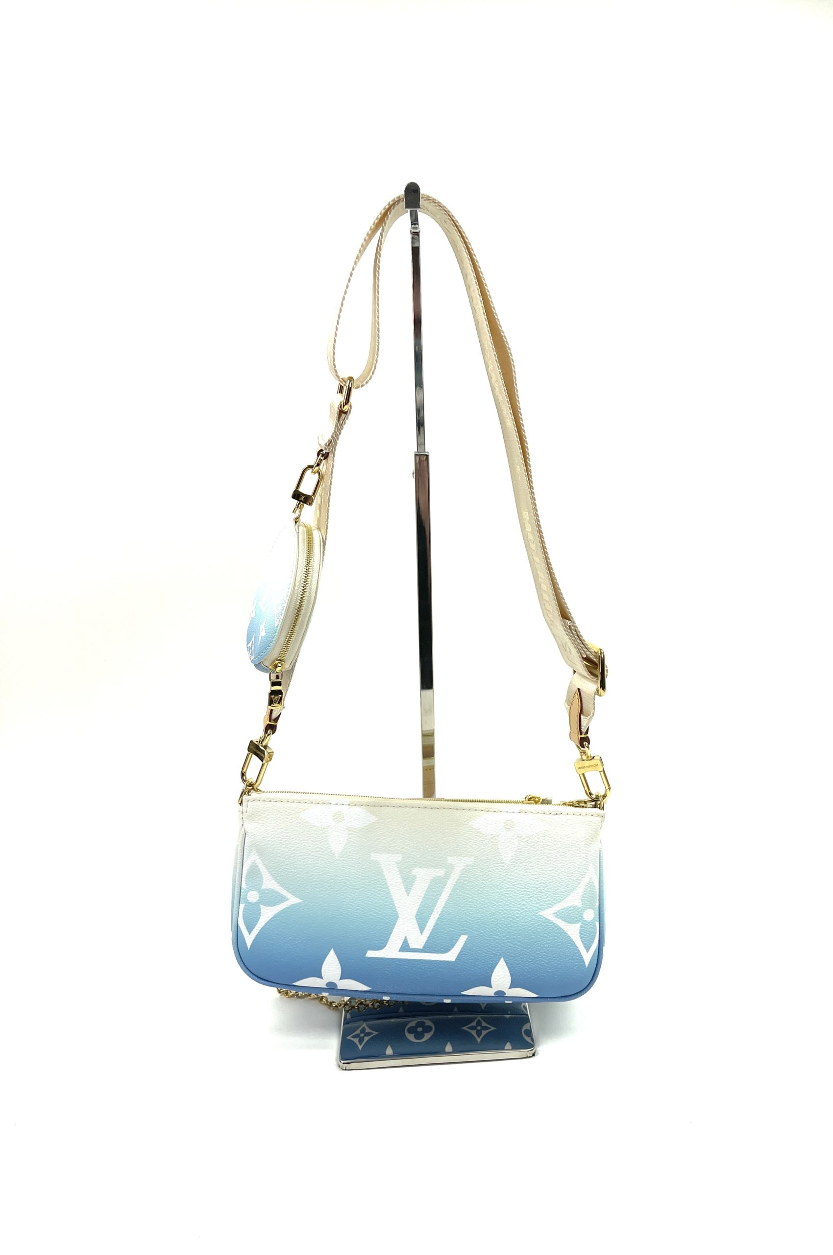 lv purse blue
