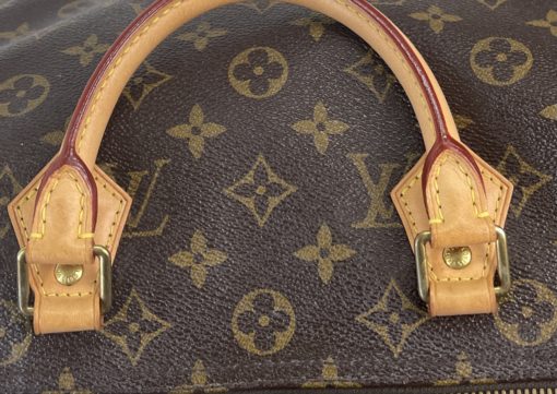 Louis Vuitton Monogram Speedy Bandoulière 30 Shoulder Bag handle