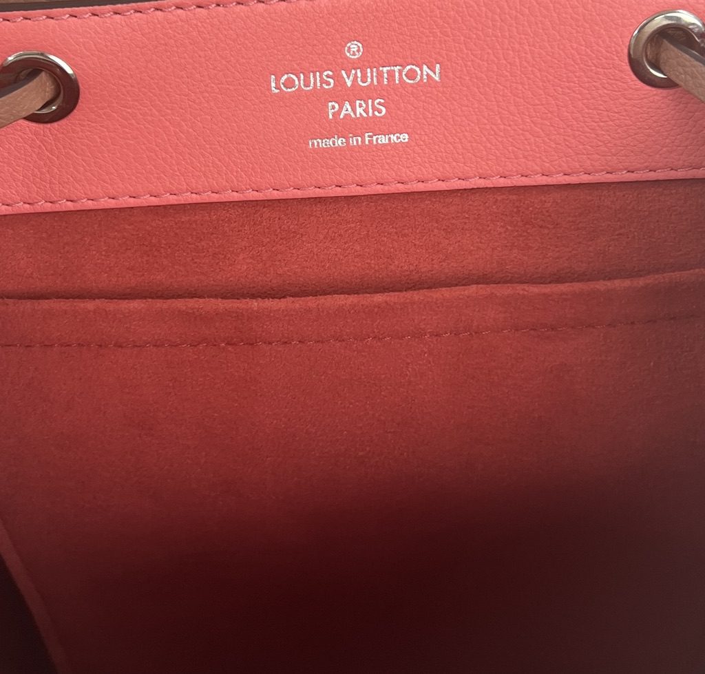 New Mom bag!? Louis Vuitton Lockme Backpack in PINK!