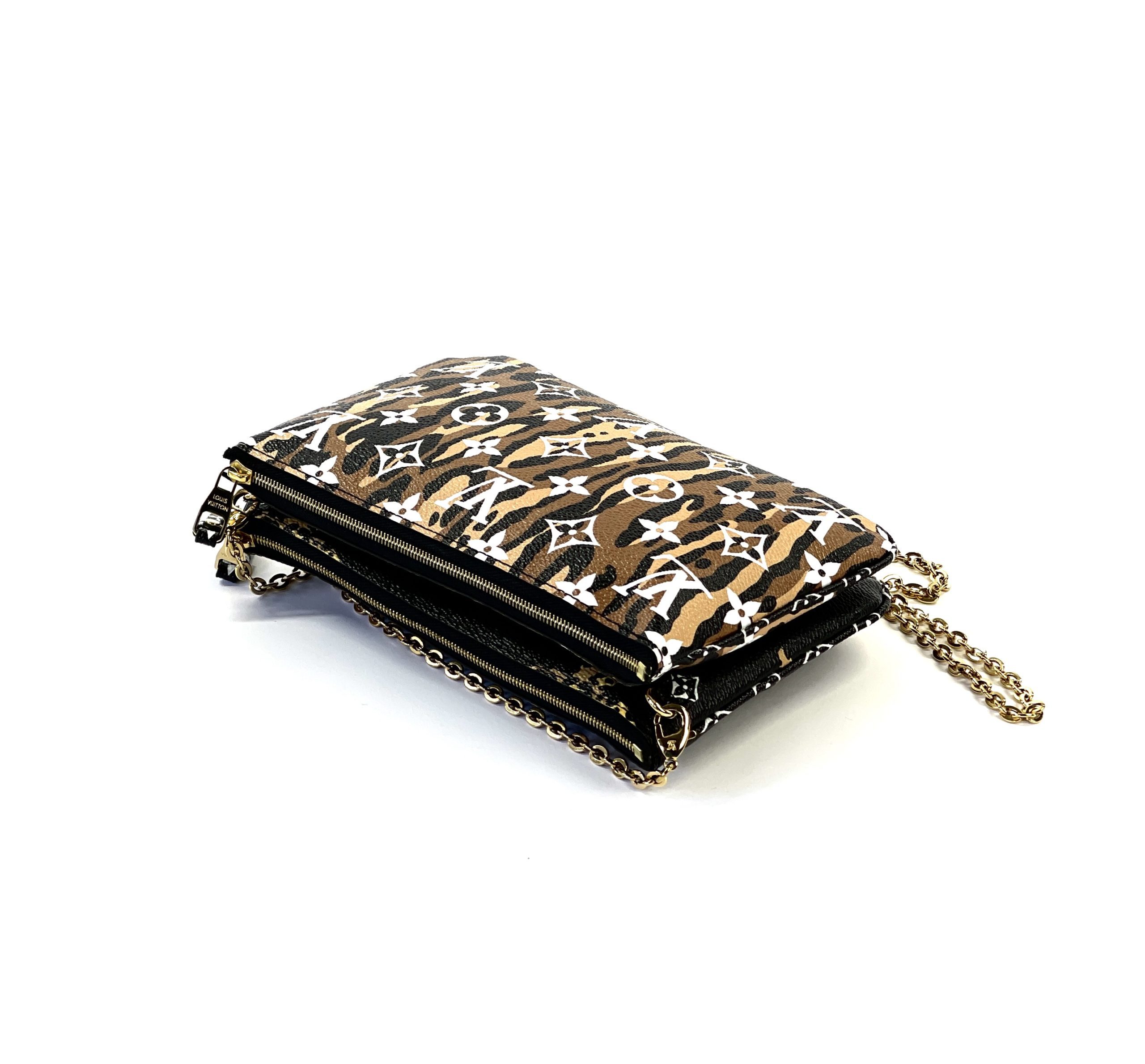 Louis Vuitton Monogram Giant Jungle Double Zip Pochette - Black Crossbody  Bags, Handbags - LOU509449
