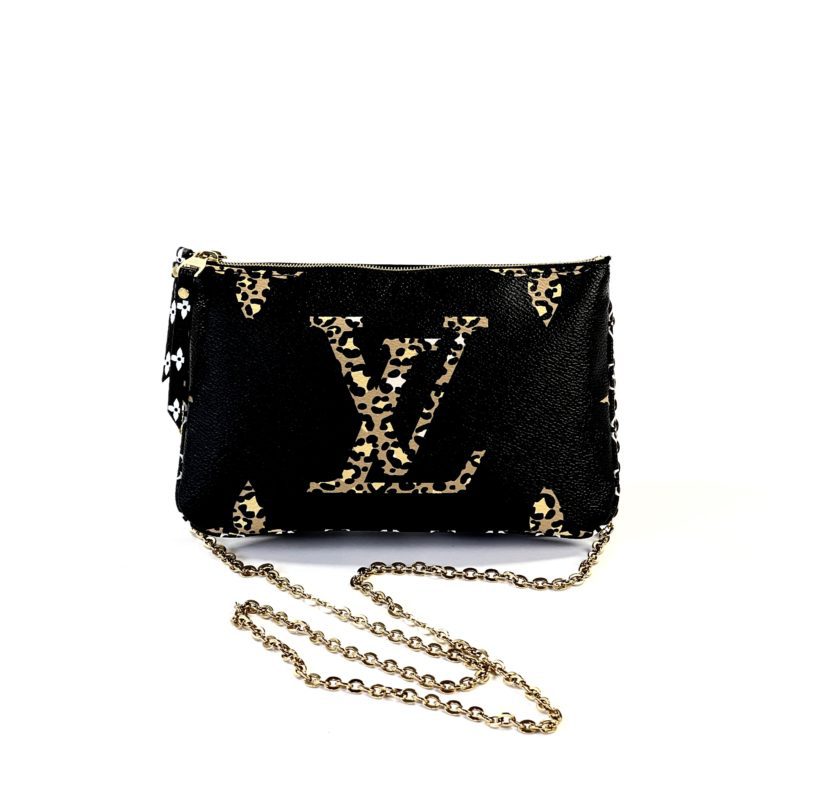 Louis Vuitton Jungle Pochette Double Zip Crossbody Bag Leopard Monogra