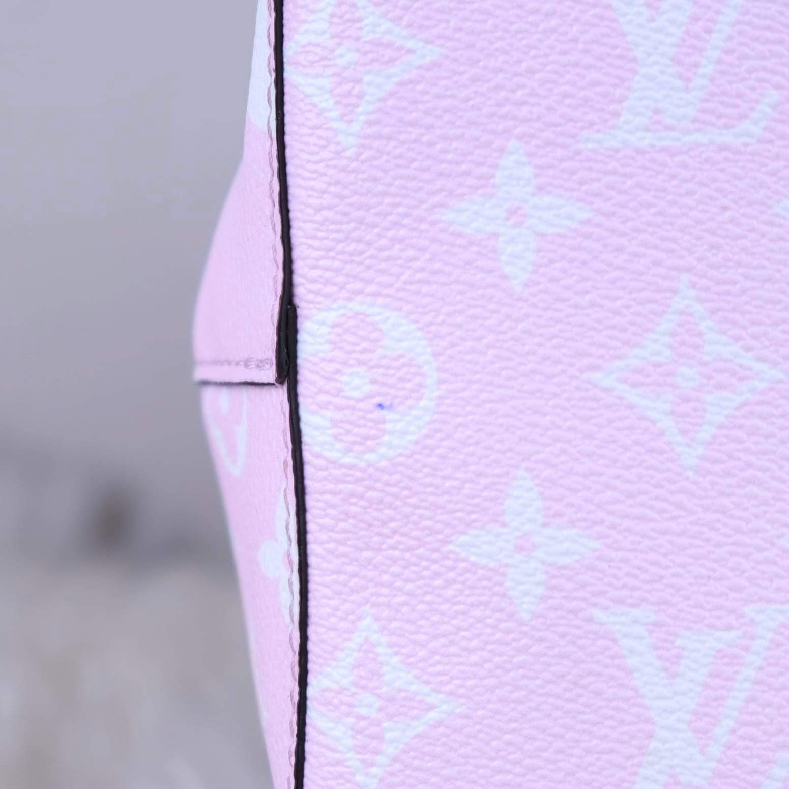 Louis Vuitton Pattern Print, Pink EPI NeoNoe Bb