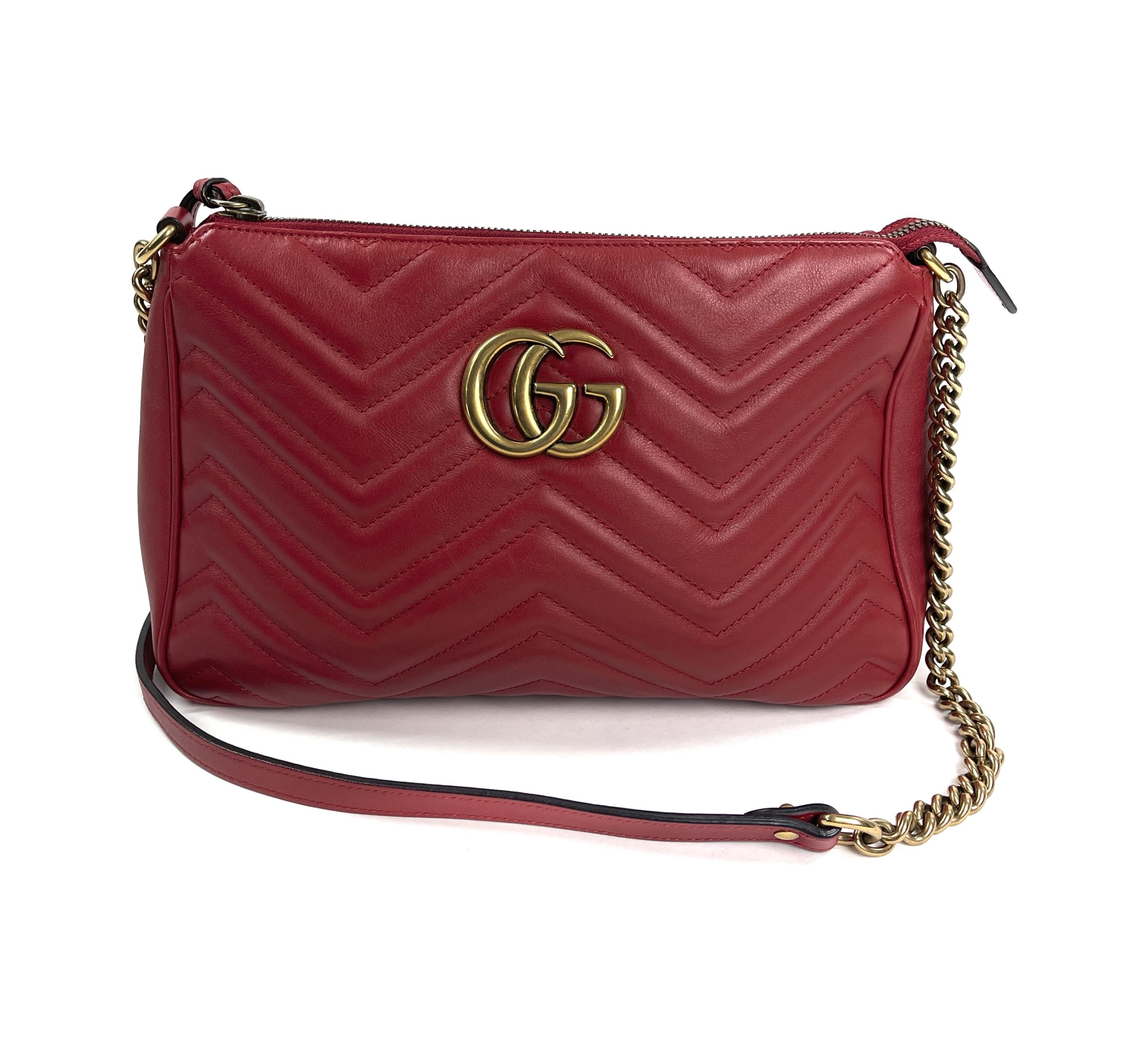 Gg marmont leather crossbody bag Gucci Red in Leather - 31603228